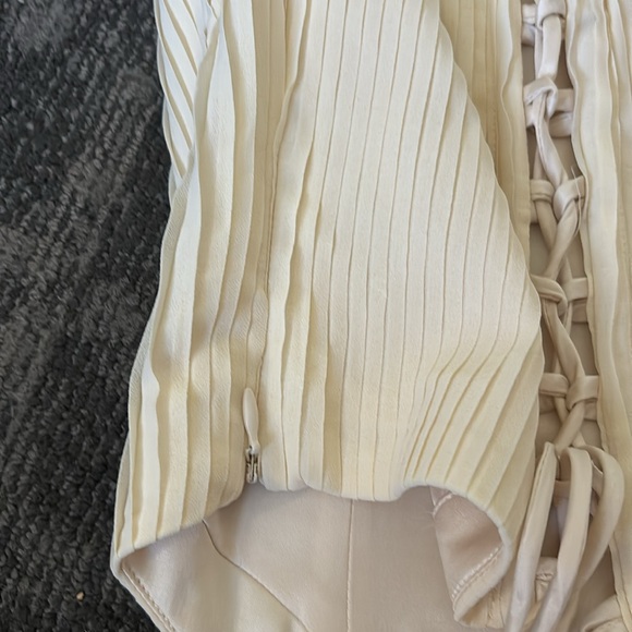 Princess Polly, corset top, beige/yellow, size 6 - Picture 5 of 6